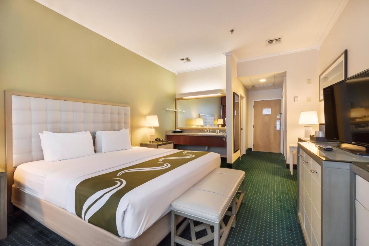 Quality Inn & Suites Conference Center Winter Haven Ngoại thất bức ảnh