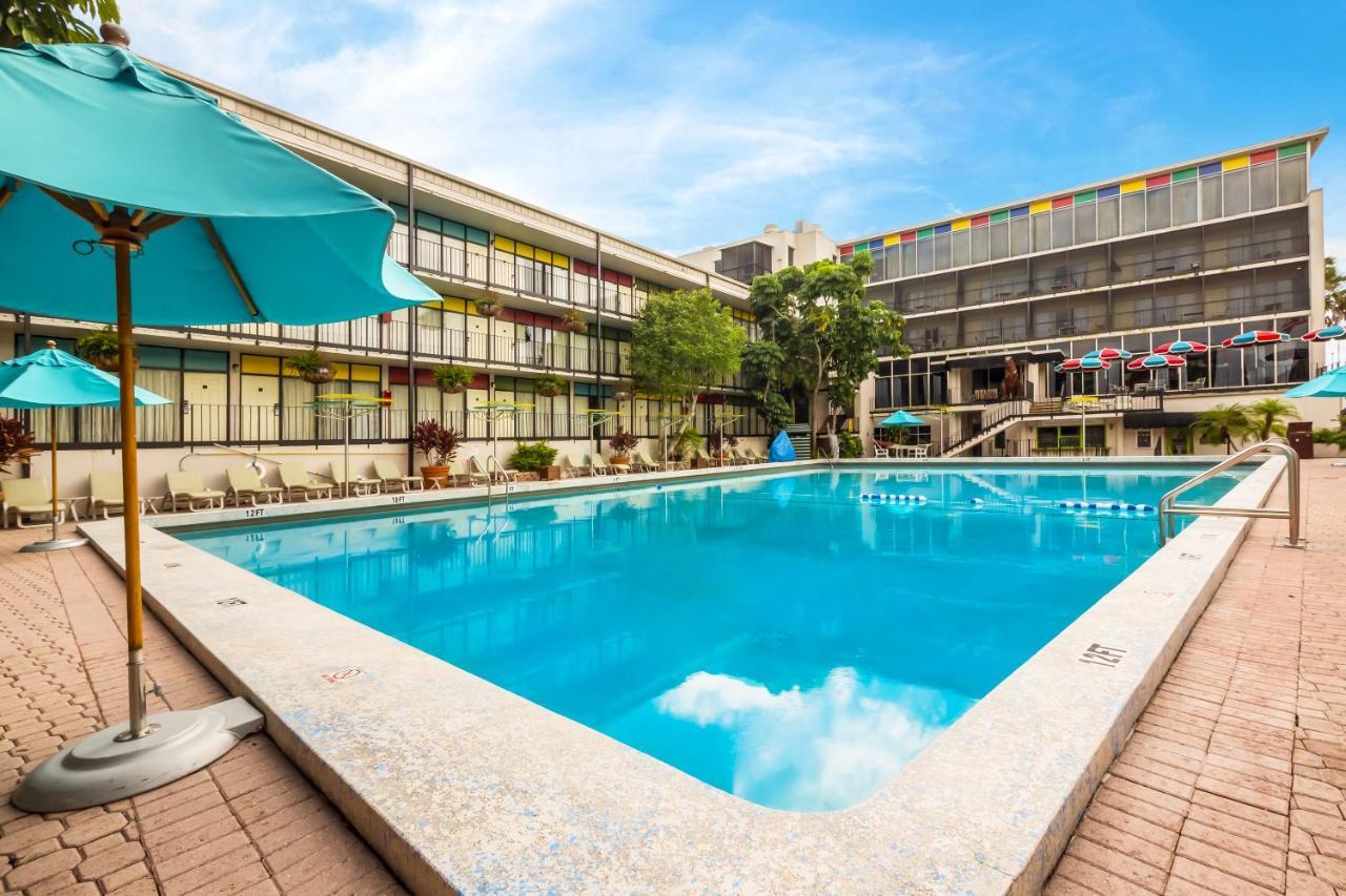 Quality Inn & Suites Conference Center Winter Haven Ngoại thất bức ảnh