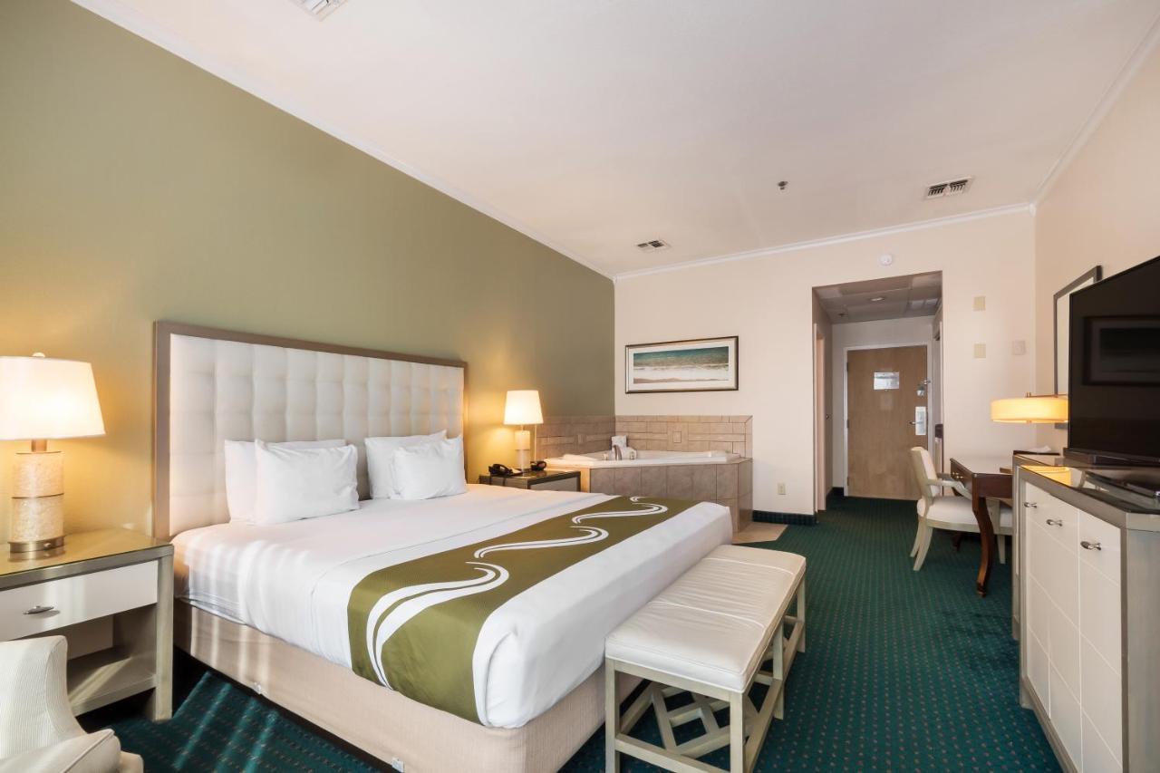 Quality Inn & Suites Conference Center Winter Haven Ngoại thất bức ảnh