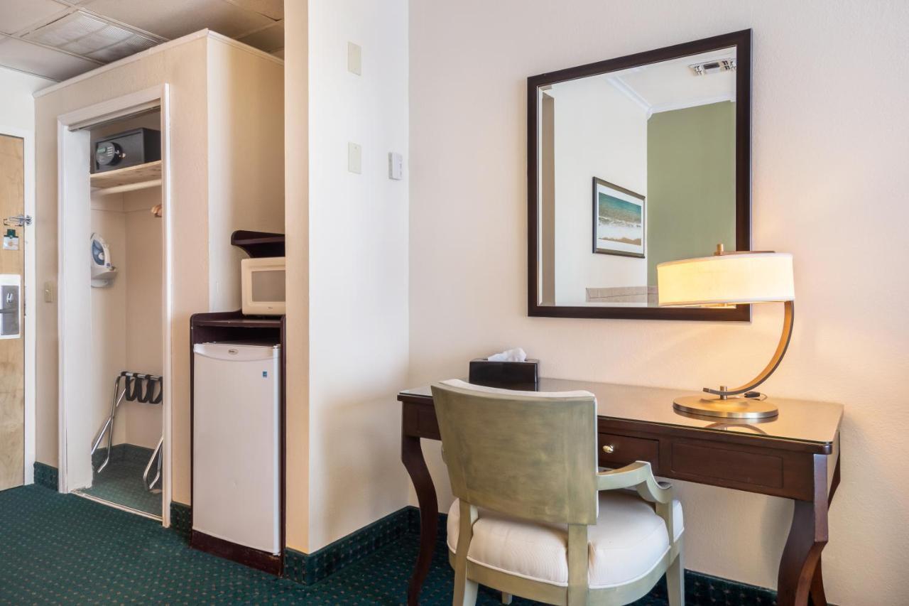 Quality Inn & Suites Conference Center Winter Haven Ngoại thất bức ảnh